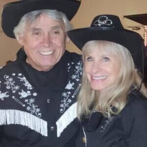 Meet your Posher, Steve